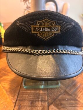 Harley-Davidson Black & Gold Wool Leather Chain Cap VINTAGE